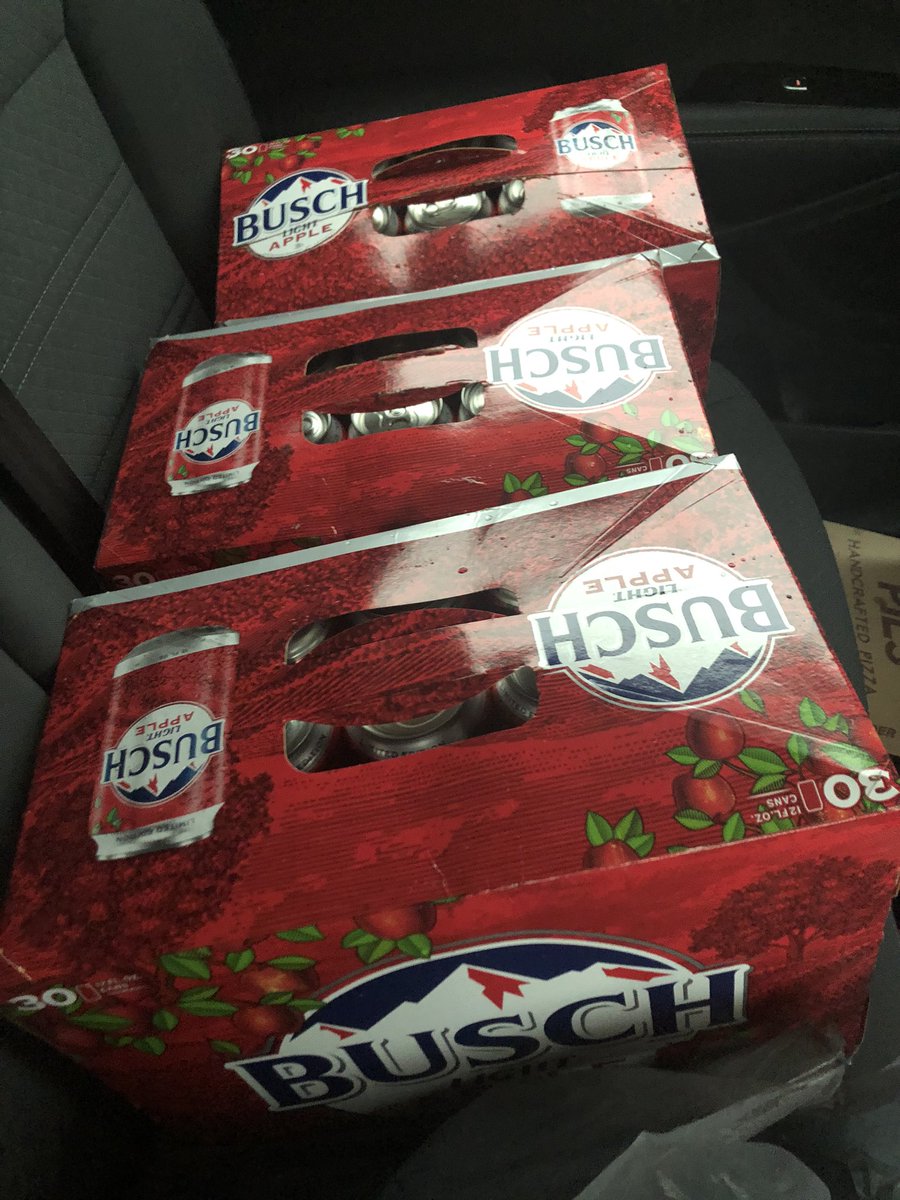 BritaKJensen's tweet photo. Good day at the orchard. Picked up 3 whole BUSCHels! #BuschProtection #contest https://t.co/HUvhrloMiV