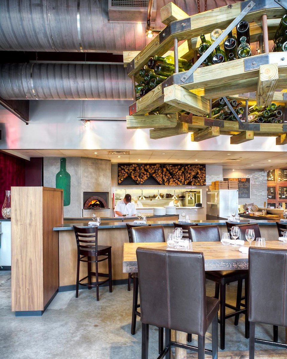 Let’s get serious about wine! Come into The Tasting Room at CityCentre for Houston’s best wine tasting menu. Not sure what you want? Ask!