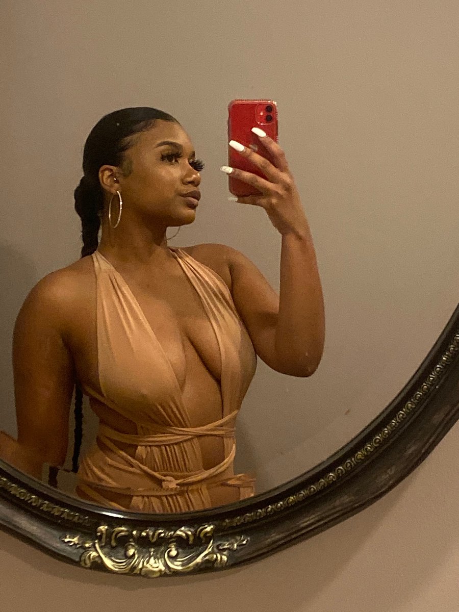 Xotass_'s tweet photo. Nude Selfies ✨ https://t.co/I5JwCZca9S
