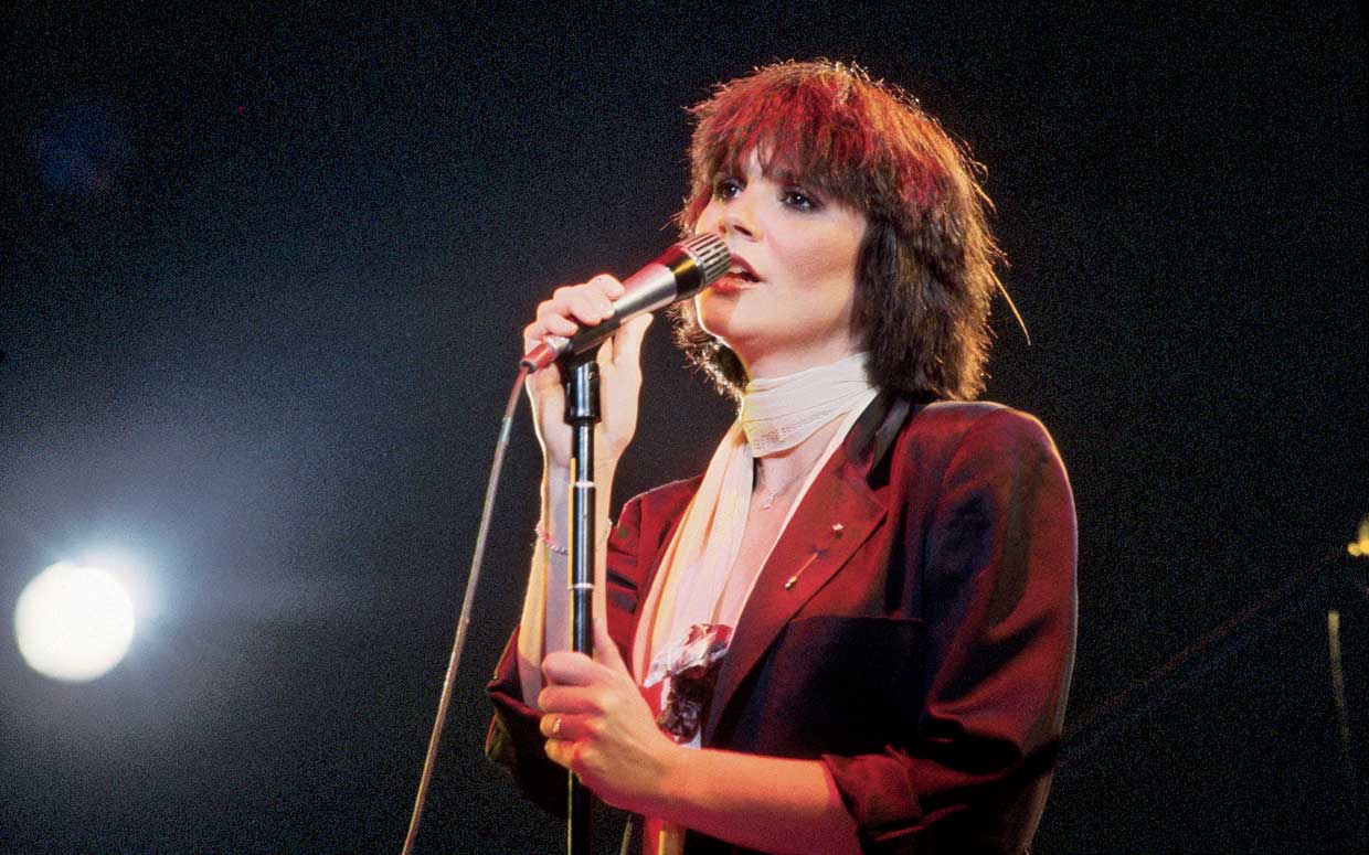 Happy birthday Linda Ronstadt! 