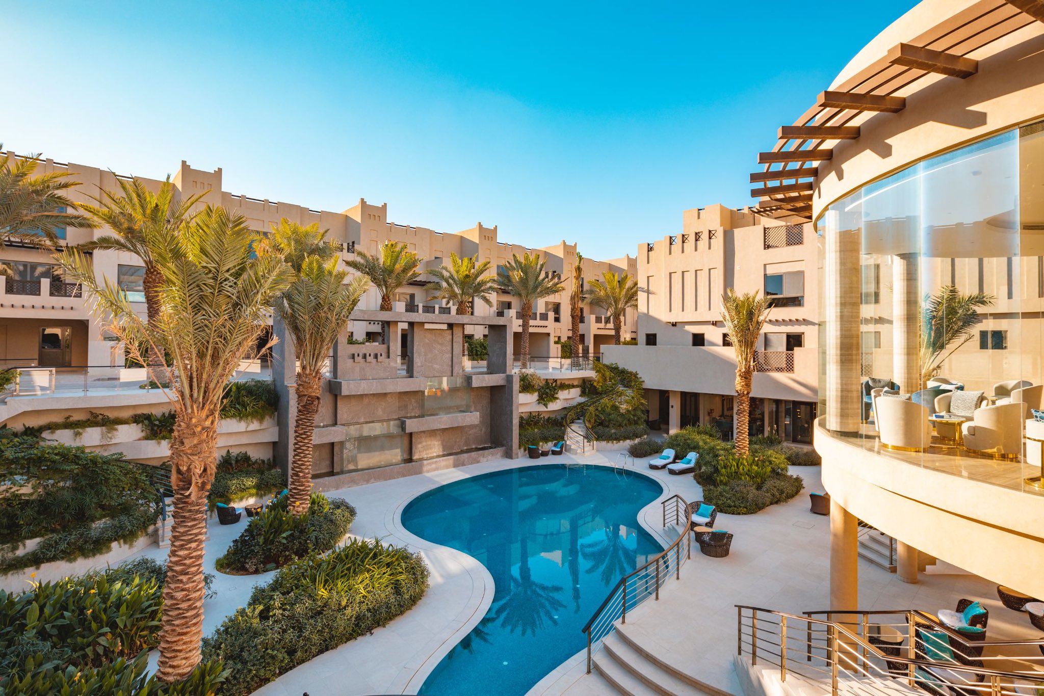 عداد مشاريع الرياض A Twitter يمام ڤيليج مجمع سكني مغلق بحي القيروان في شمال الرياض على مساحة 13 700 م يتكون من 40 وحدة سكنية عبارة عن فلل وشقق سكنية Https T Co Oy8c6v0bvx
