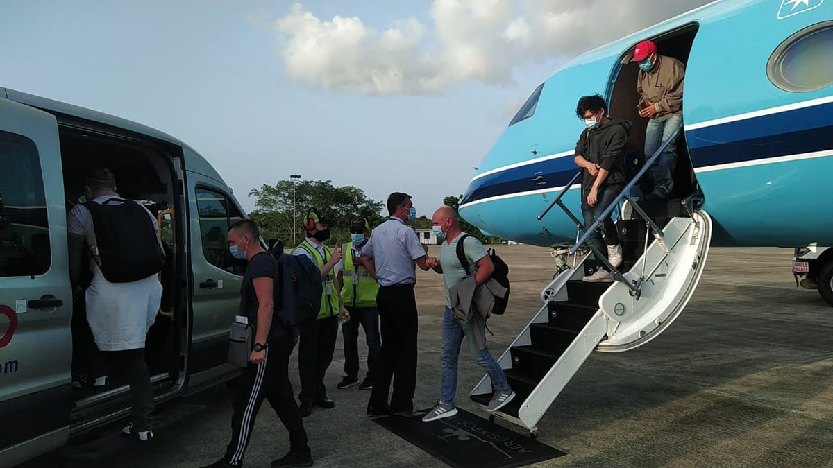 tocumenaero's tweet photo. Esta tarde se realizó en el Aeropuerto Internacional de Tocumen el cambio de tripulación de la embarcación @MaerskPA donde llegaron 6 y salieron 7 marinos.

La @AMP_Panama coordinó la operación con destino Copenhague, a través de la aeronave Gulfstream V(5)✈

#QuedateEnCasa https://t.co/8qpiplxjDZ