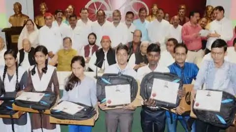 RahulYa70433928's tweet photo. @yadavakhilesh You are really great sir!🙏
Thank you so much. https://t.co/Yt4ZjUI91L