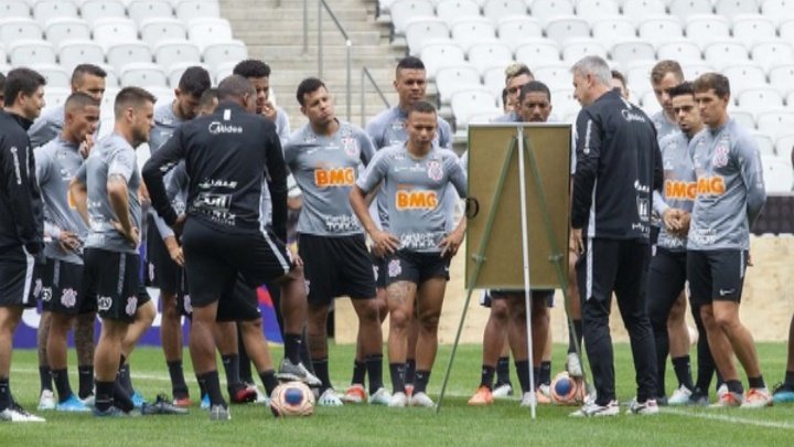 RamiroBenetti_'s tweet photo. mais de 3 meses depois, hoje foi dia de treino na arena Corinthians 😍 https://t.co/pYmdZFP3rT