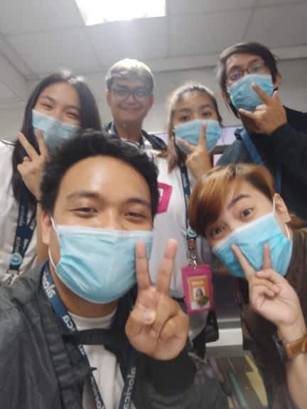 alymusicrosaldo's tweet photo. Last pics before ecq at bago mag resign si hani!!! HAHAHAHHAHAA
@AbalosHaniel: hand sign ng wave 10
Kami: 🖐🖐
@johnryubalde: Mga bobo yung ganto 🤙 di ganyan!
HAHAHAHAHAHAHHAHAHA
#WaveXperts ❤❤ https://t.co/MJA1J2xsD7