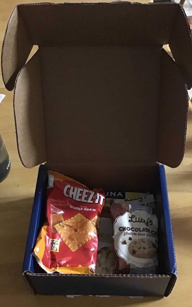 kambrdo's tweet photo. Thanks so much for the snack box, #Futureforce - these are a nice deviation from the norm to eat during work hours! #Salesforce #intern https://t.co/8HawZDvtFK