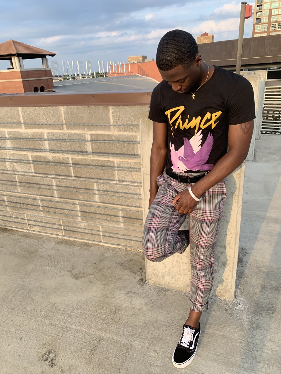 Doctor_cedd's tweet photo. They just don't make 'em like me no more 😈 https://t.co/Oyxk1VOfyn