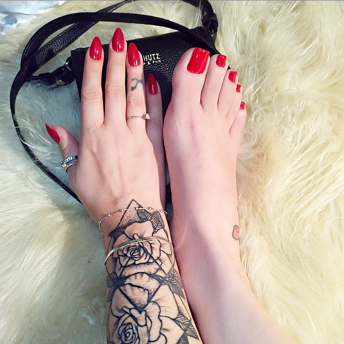 QUEEN RAINHA on X: t.coJQRMjBZaP1 💋 Subscribe. #feetqueen #feet  t.co6hmIMZi1Tb  X