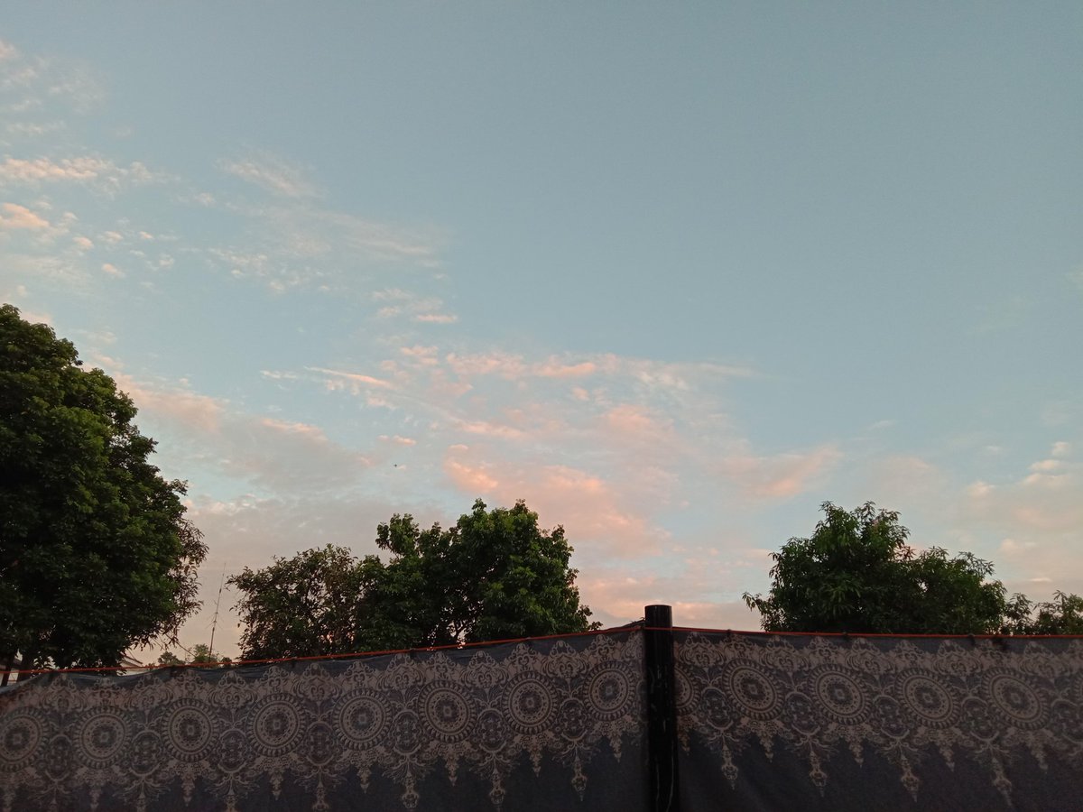 joonnamjun's tweet photo. Sky always give us the reasons to live -Kim namjoon
#SkyForNamjoon https://t.co/Lt8ITaS3vJ