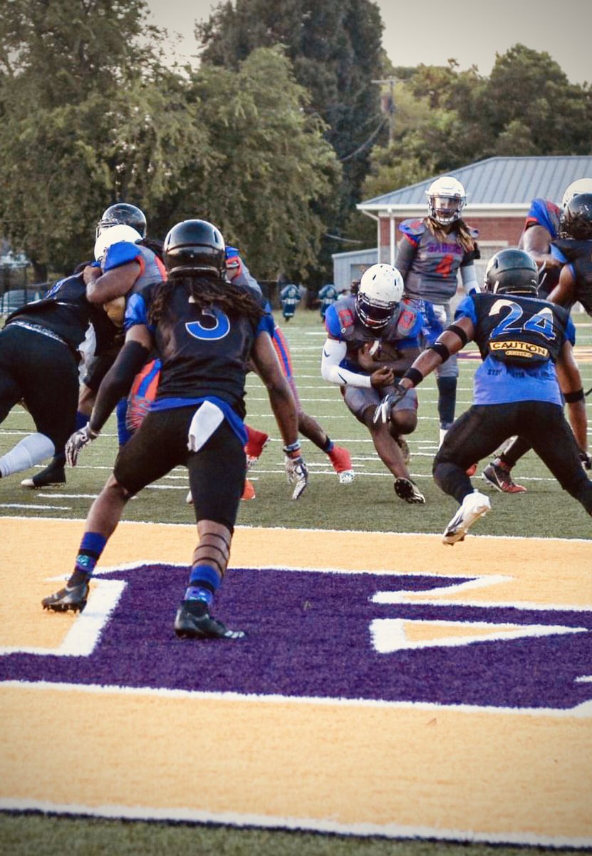 Nuskie2x's tweet photo. It Ain’t Nothing I Can’t Handle, I’m The Chosen One 🦅‼️ #RSM🎸  #LongLiveDreek 👼🏾#ComingBackHarder🤐 #SpringFootballMe💰 https://t.co/C4RlsX6f7k