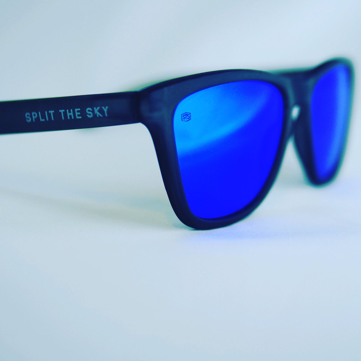 stsbrand's tweet photo. Who’s wearing Lake Monsters this summer? #splitthesky https://t.co/nH68NAX7mV