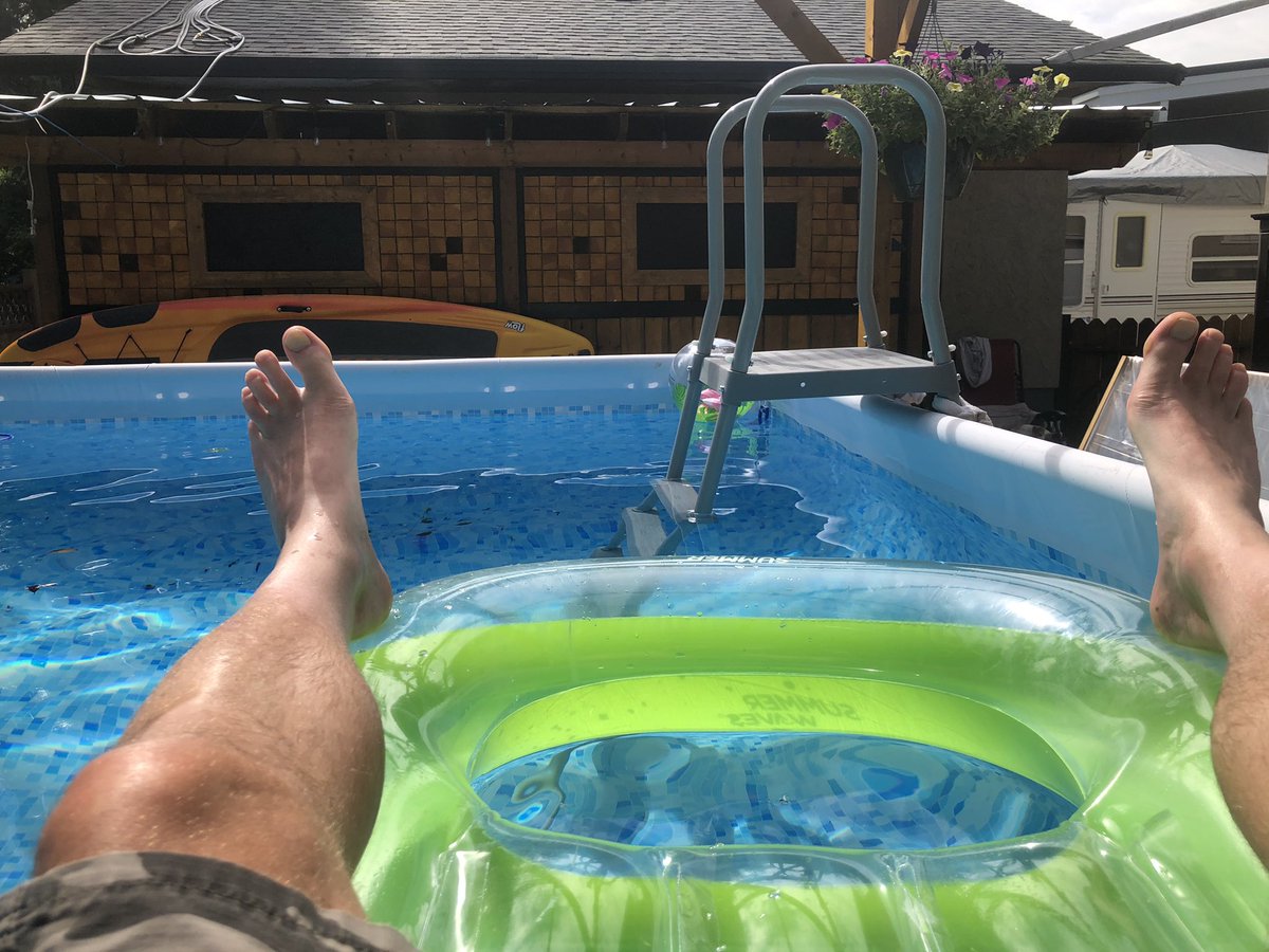 MasterReface's tweet photo. Yup.   Just say home.  #stayhomeyear2020 https://t.co/06QQtBUBoq