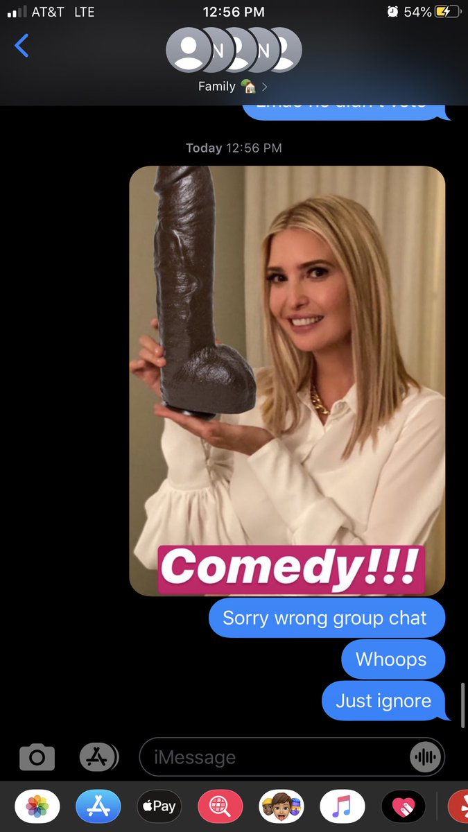 queenkmama's tweet photo. Accidentally sent this to my family group chat - my life is a mf moooovviieee 😝 https://t.co/5YJDwRzEsL