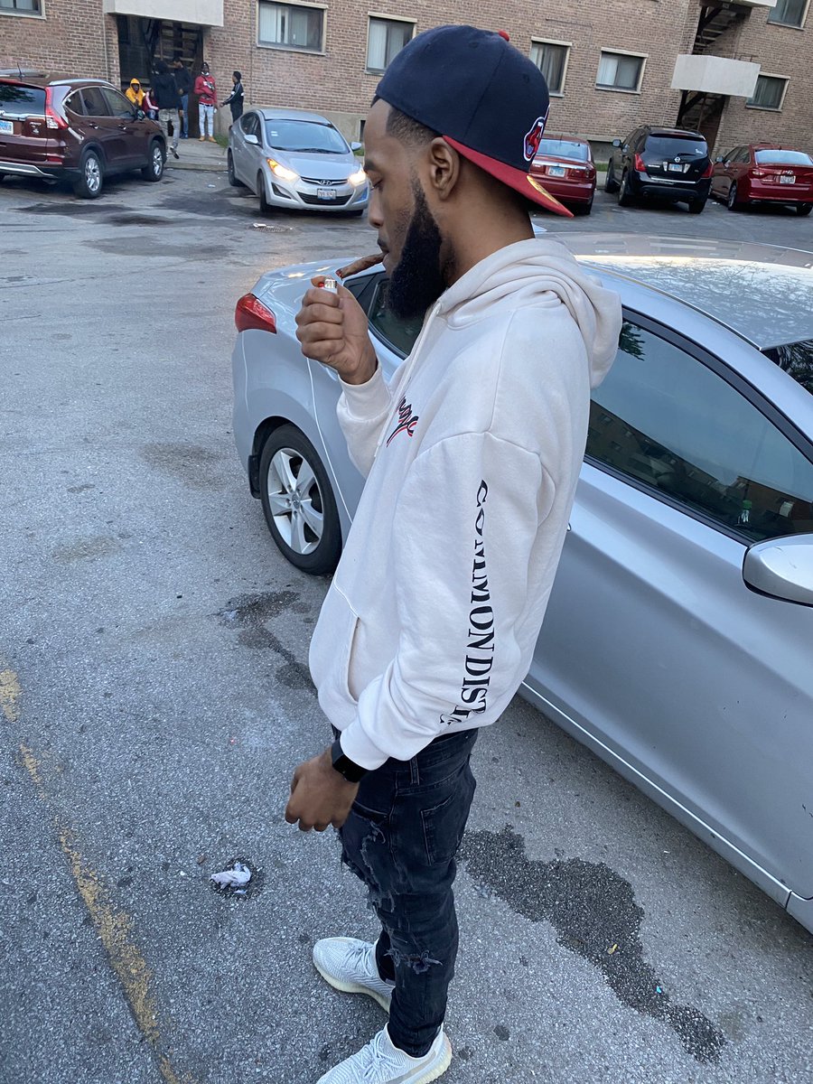 RayRayWorld_FTO's tweet photo. Nobody wanna see you doing better than them 🚦🕊🥱 https://t.co/4fYk4ObJvK