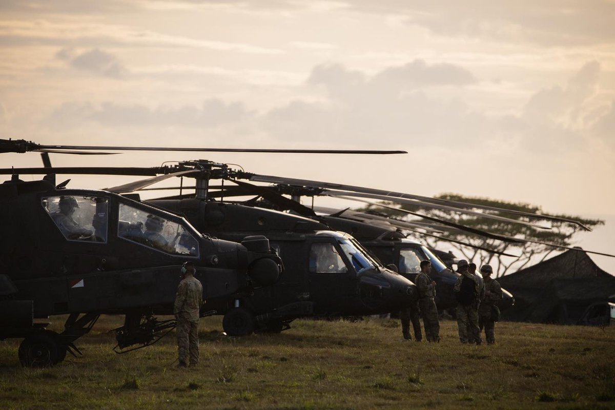 USARPAC's tweet photo. #WingsofLightning have been actively conducting 24 hour operations for #LightningForge20. The 2-6 Cavalry Squadron, 25th Combat Aviation Brigade AH-64 Apaches are providing reconnaissance and security. 
#USArmy @INDOPACOM https://t.co/QQLWMqU52N