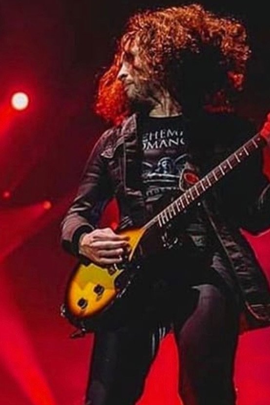 Happy birthday to the one and only Ray Toro !!!         