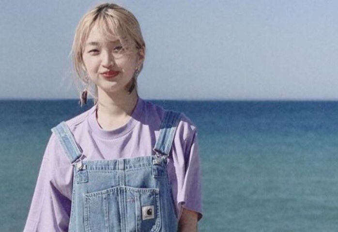 biomoved's tweet photo. everyone is talking about melanie but i feel like we should bring some genuine recognition to the queen herself adora!!  so let’s talk about her https://t.co/ahUvoPvxed