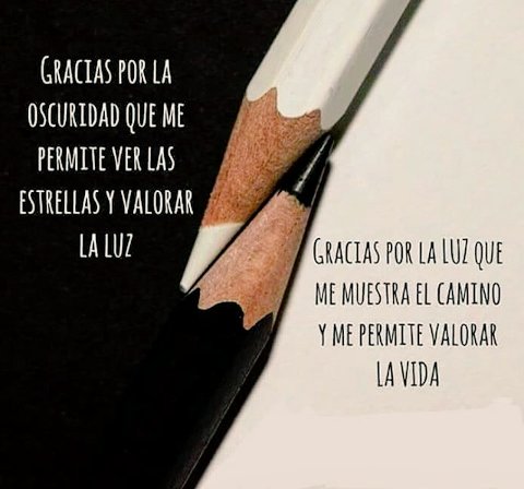 Carmen_Hhdez's tweet photo. #BuenasNoches 
Buen descanso 💫💤😘💕...!!! https://t.co/Q0eVcjfEPU