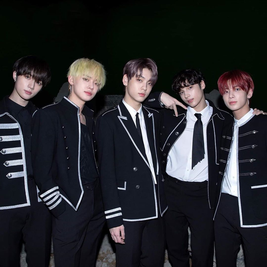 annis_suhaila's tweet photo. They grown up so fast... I can't believe that it's been a year now😭remember MOA will stay forever with you guys ❤️
#500DaysWithTXT #ForeverWithTXT @TXT_members @TXT_bighit https://t.co/m0BSy40IJp