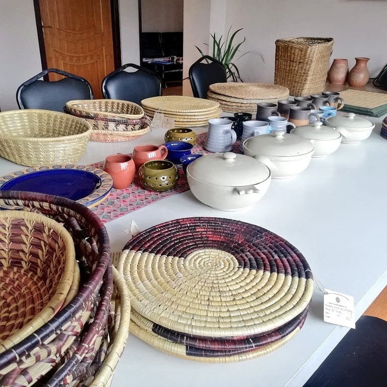 greengrowth26's tweet photo. For crafted products from @nepalknotcraftcentre  and @ktmhaatnepal 
Inbox us if you would like to know or order the product.
...
https://t.co/mYZgh7yRB0

 #craftedlocally #planthangers #dhaki #basket #placemats #teacoasters #cups #saladplate #servingbowls #ceramics #weaved https://t.co/Lu84ctayEe