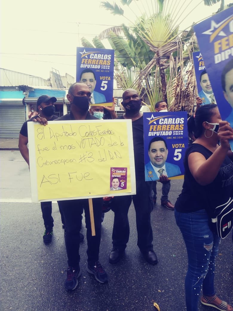 katiurka's tweet photo. #Dondeestámivoto @juntacentral lo que ustedes han hecho se llama fraude, queremos el #reconteo!!! https://t.co/crHu1L0TBD