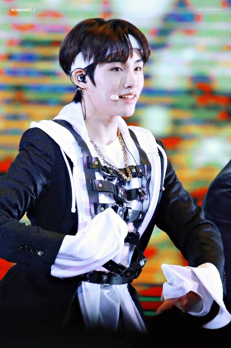 Hourly Winwin☁️ tweet media
