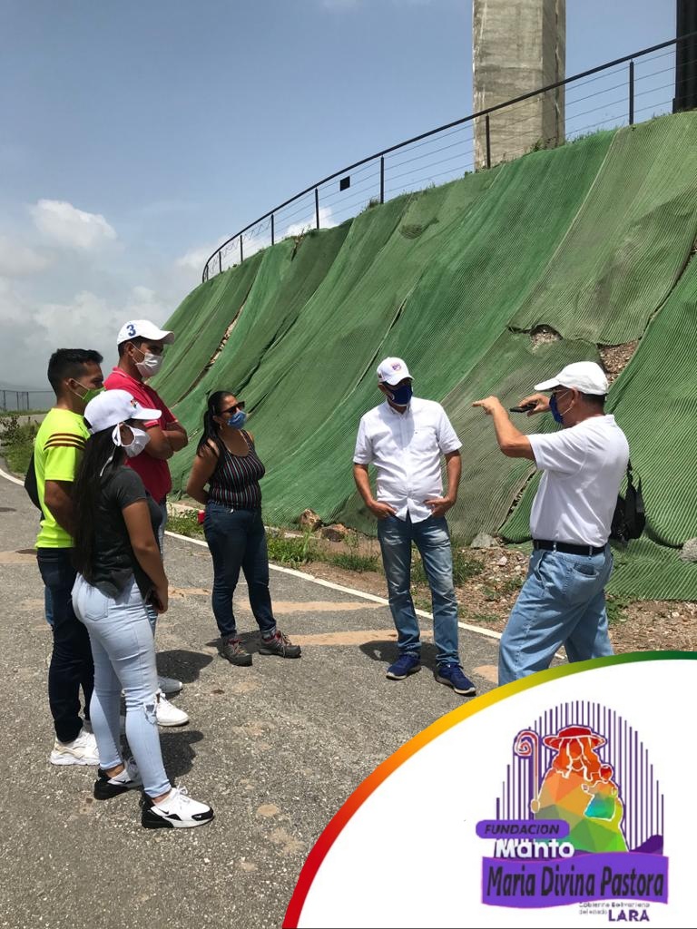 MantoPastora's tweet photo. #15dejul  la fundación Manto de María en vista del temblor ocurrido con epicentro en Biscucuy y siguiendo las instrucciones de nuestra Gobernadora Carmen Meléndez desplegamos a la revisión técnica y visual de las instalaciones 🙏
@NicolasMaduro
@gestionperfecta
@SdEconomicoLara https://t.co/cOP32Y9Vqw