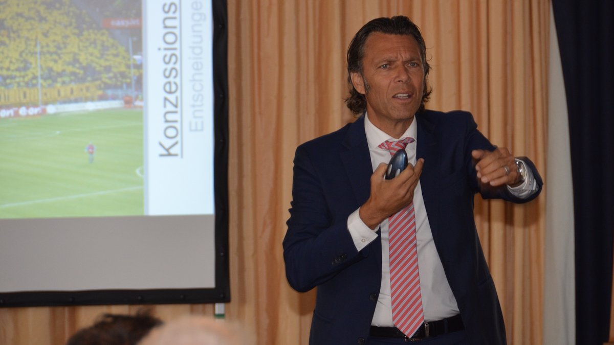 OpenAdvice tweet media