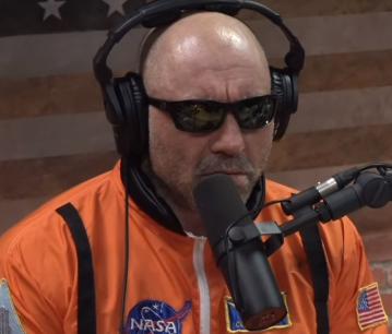 angrymedia's tweet photo. circa 2020: boomer discovers you can't get rich on bitcoin and only get scammed
#twitterhacked https://t.co/ss3kILrPjJ