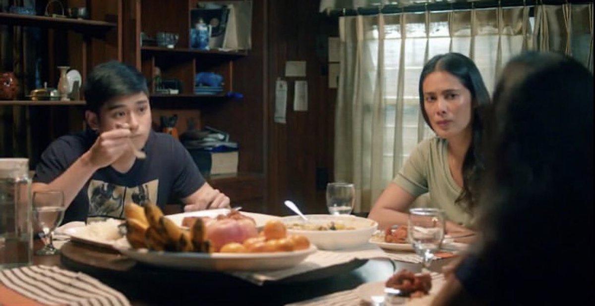 Migs_Almendras's tweet image. Kung yung nanay ko nga sinuportahan ko sa love life niya, mga kaibigan ko pa kaya??? 😉🤣 

Tiwala lang guys. I’ll do my best 🚤🛥🛳⛴🚢

#HelloStrangerEP4