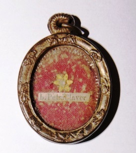 joanarimanyjuv's tweet image. #taldiacomavui de 1850, Pius IX celebra la beatificació del prevere jesuïta Pere Claver, fill de #Verdú. Llegiu biografia i vegeu relíquies a: url2.cl/nAhUS. @catcrist #dulia #etnografia #devoció #efemèridesreligiositat