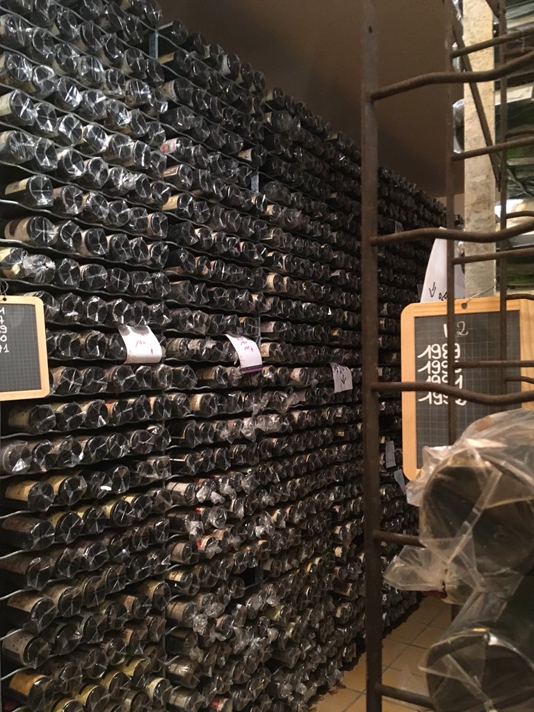 fede_pierre's tweet photo. Clôture soirée #degustations #tastings  #Riesling 94 #Muscat 78 ❤️#PinotGris 88 parmi les 60 000 de l’#oenotheque de la @CONFRERIESTETIE 🙏😍 #DrinkAlsace https://t.co/E2sn9IChZK