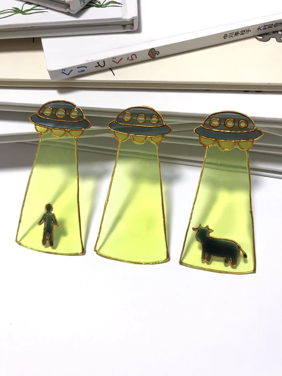 物語を台無しにしてしまう可能性あり？wwwレジンで出来たUFOのしおりが凄く可愛い！