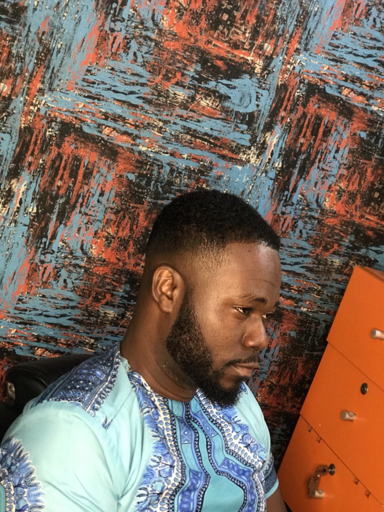 hairmastersng's tweet photo. #TB to this Handsome Man✂️💈
.
.
#HairMastersBeautySalon #Fade #CleanHaircut #WizkidAt30 #StarBoy #twitterhacked https://t.co/uy2bcrwGsQ