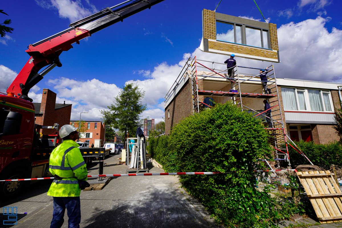 Ruim 70% van de huurders heeft ingestemd met de plannen voor het groot onderhoud van hun woningen in Pendrecht. Na de bouwvak beginnen we met de aanpak van 48 woningen: betere isolatie &amp; gasloos. Wij verrichten het groot onderhoud in opdracht van <a href="/Woonstad/">Woonstad Rotterdam</a>. Ism @A3Architecten