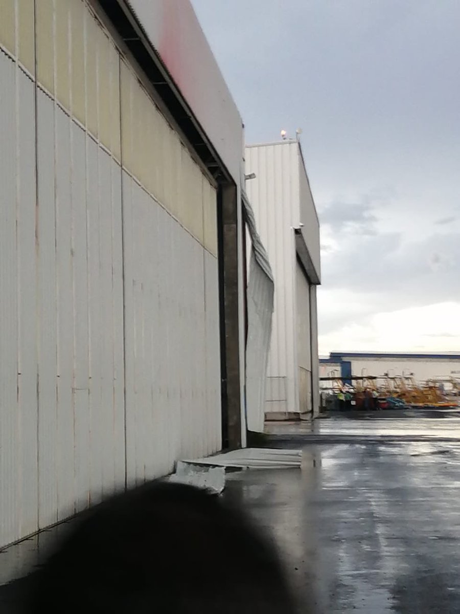 flyAPM's tweet photo. #ICYMI hace unos momentos en #Querétaro #QET #MMQT @AIQ_MX
MMQT 160021Z 11032G54KT 0SM TSRAGR BKN010 OVC020CB 15/14 A3022 RMK 8/3//
#flyAPM #avgeek https://t.co/N7KzST1dh6