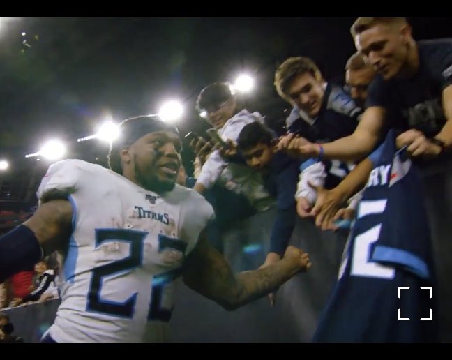 J__Anderson13's tweet photo. Just a pic of me @dillard_justin and the best RB in the league. @KingHenry_2 .Wish we could’ve got the jersey signed that night but he had his mind on a deep playoff run😤💯 #TitanUp https://t.co/ssAhidiHS5