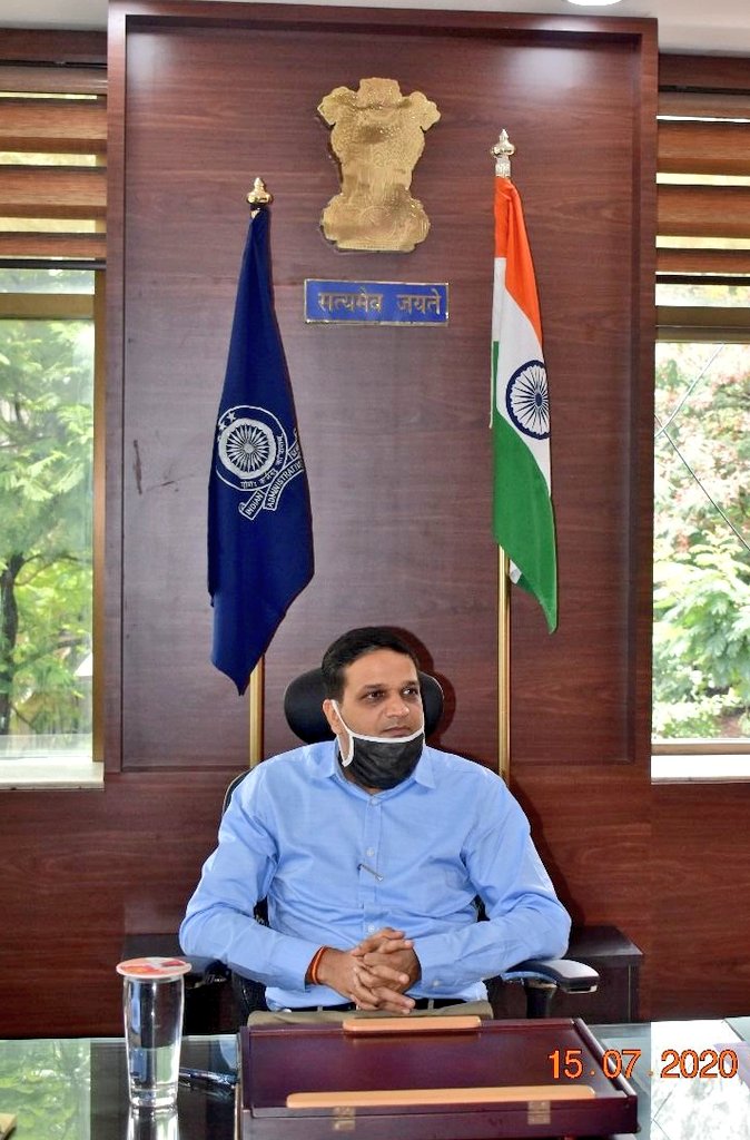 DC_Ranchi's tweet photo. Yesterday i.e. on July the 15th, I took charge of #DCRanchi. My first priority would be to combat against COVID19 &amp; pace up the speed of employment generation under MANREGA. With the help of the entire #TeamRanchi, I hope we will win this battle soon.
@JharkhandCMO https://t.co/F8qCT6jOH4