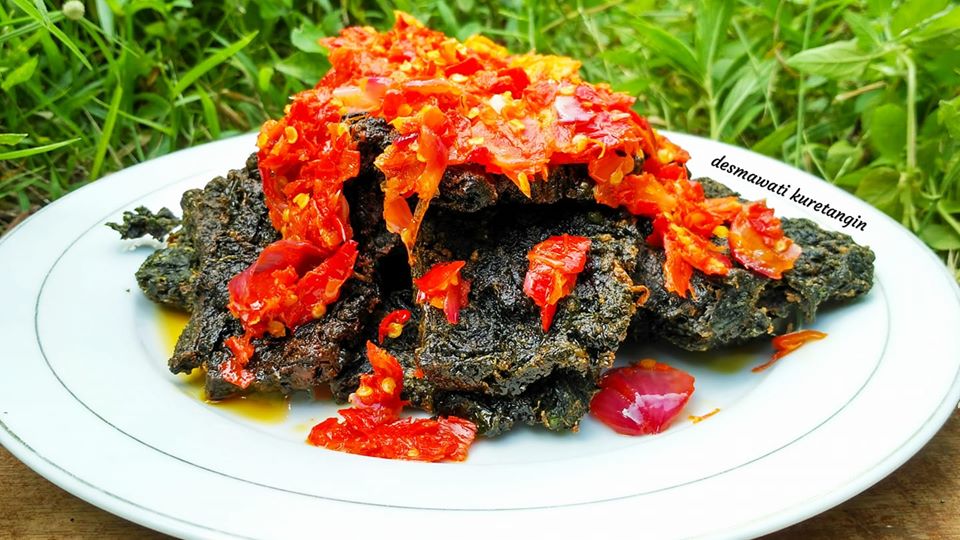 PadangResep's tweet photo. Sekilas ini seperti dendeng daging sapi ❤ 
Tapi ini dendeng daun singkong, rasanya tak kalah enak dari daging sapi 😁 
Coba yuk https://t.co/waFTAH8g6H

#Jessica #listy Elon Musk  gigi 🫕🫕🫕🫕🫕🫕🫕 https://t.co/FgdD3aUZ4e