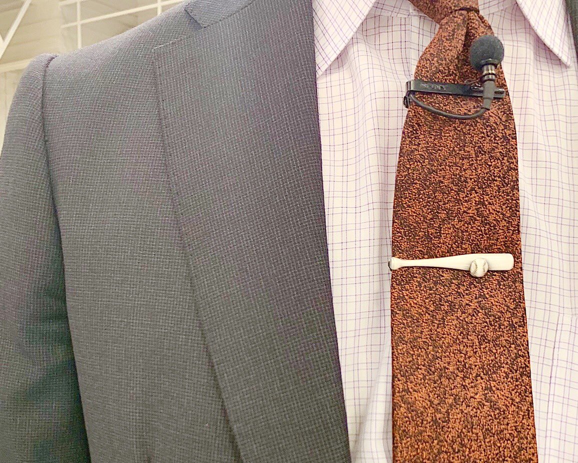 ｎスタ 公式アカウント 新型コロナウイルスの感染増が心配です 今日のnスタでも詳しくお伝えします なかなか外出しにくい状況が続いていますが おうちで番組をご覧のファンの方の中には井上アナのネクタイピンに注目している方も 井上アナがネクタイ