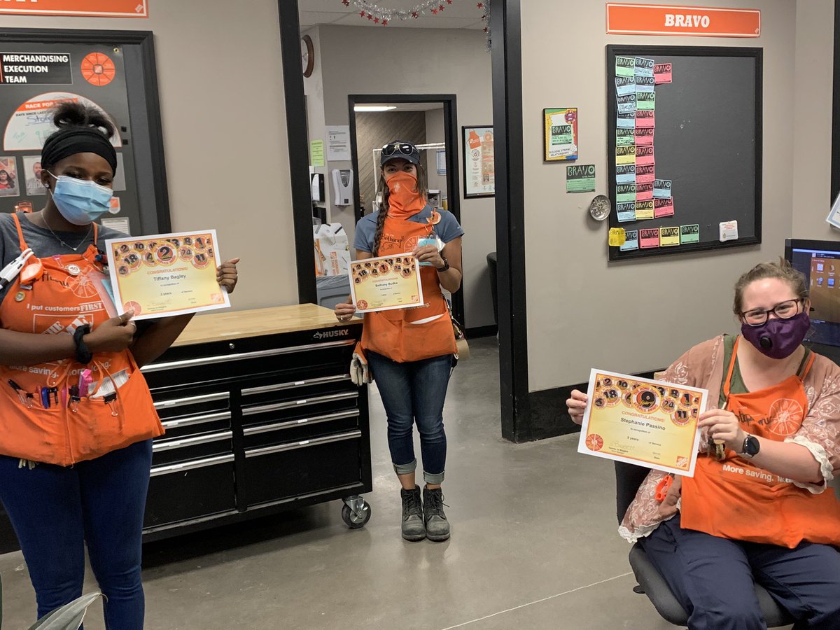 mdlofnwhere's tweet image. 3 Amazing DS’s are celebrating their Orange Anniversaries 🍊. Bethany 1 year, Tiffany 2 years and Stephanie 9 years. Congratulations! @NagyAndrew @PID18THD #DynamicD18