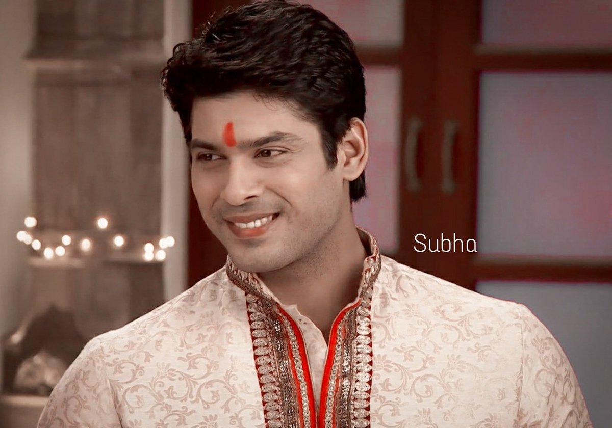 Sidharth, do u know the power ur one photo holds? It shows how inspite of not liking it, u step out of ur comfort zone, and post just to make us happy. Heartfelt thanks for going above and beyond to show ur love for us.(4/n) @sidharth_shukla  #SidharthShukla  #DilKoKaraarAaya