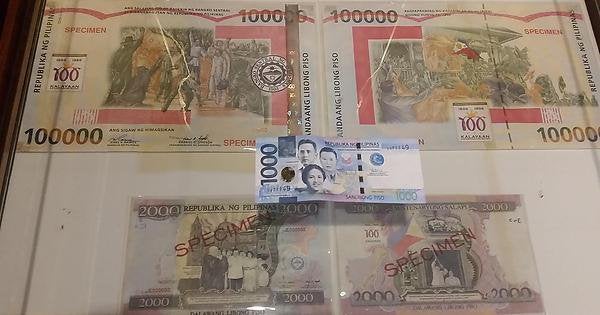 uniquephl's tweet photo. A 100,000 peso bill? π±π±
In the year 1998, BSP or Bangko Sentral ng Pilipinas produced a 100,000 peso centennial commemorative notes printed in Germany with a size of a legal bond paper!
Wala kayo sa pera ko! ππ
#UniquePh
#UniquePhilippines https://t.co/HECcJSddp3
