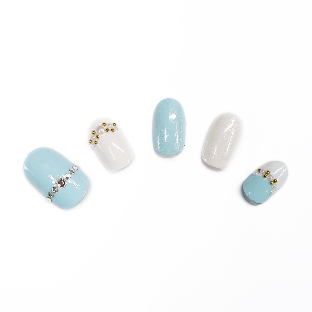 公式 胡粉ネイルの上羽絵惣 シャーベットカラーのソーダ ほんのり甘さを感じる上品で清潔感のある色合いは フェミニンな冬の淡色コーデにも馴染み 季節に縛られず活躍できる1色です T Co F1drzlbkjq 胡粉ネイル あめちゃん シャーベット