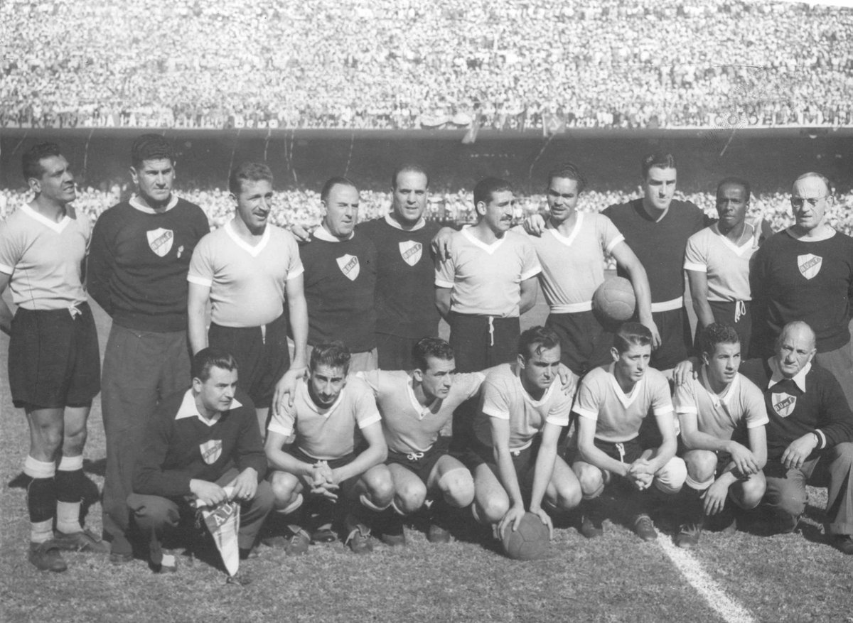 fifaworldcup_fr's tweet photo. ⏪ #OnThisDay il y a 7⃣0⃣ ans...
🥇
🇺🇾Uruguay 2-1 Brésil🇧🇷
🥉
🇸🇪Suède 3-1 Espagne🇪🇸
#WorldCup | #CM1950 | #Brazil1950 https://t.co/swT7mxT31P