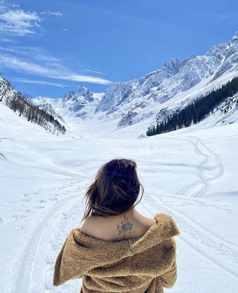 OrientVacations's tweet photo. #sonmarg #kashmir #srinagar #pahalgam #gulmarg #dallake #pakejkashmir #ladakh #kashmirtourism #kashmirtrip #pakejkashmirmurah #jammukashmir #travel #india #jomkashmir #nature #delhi #kashmiri #dharamshala #visit #baramulla #kashmirpackages #sopore 

https://t.co/5b4sG21WpZ https://t.co/z2f5sTsbL9