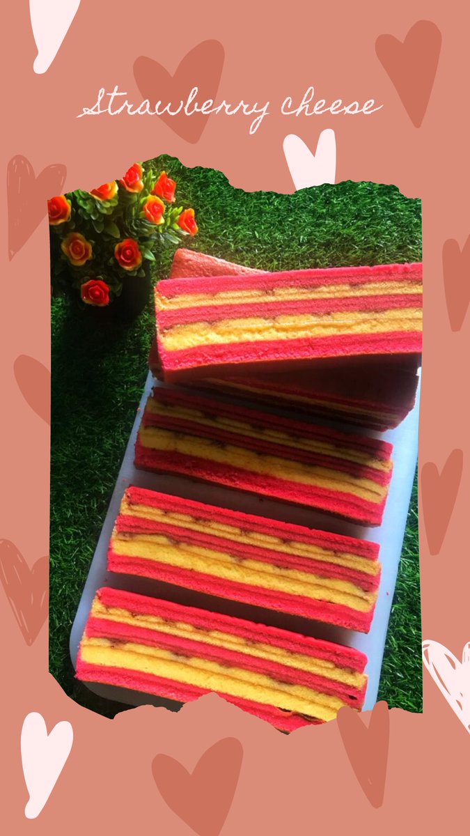 theaishalegacy's tweet photo. bf and i ada jual kek lapis, kami sedang kumpul duit untuk kawin next year

bf i will cod to your house, jb, pg, ulu tiram and skudai are welcome 🤗 pos pun ada tau

semoga tuhan mudahkan urusan kita semua 🥰 https://t.co/5EyCwnxZyU