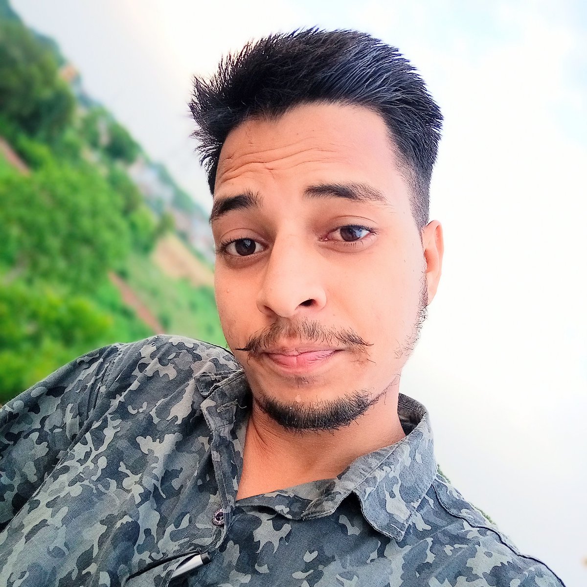 imMTareef's tweet photo. #NewProfilePic https://t.co/2DuANX2X33