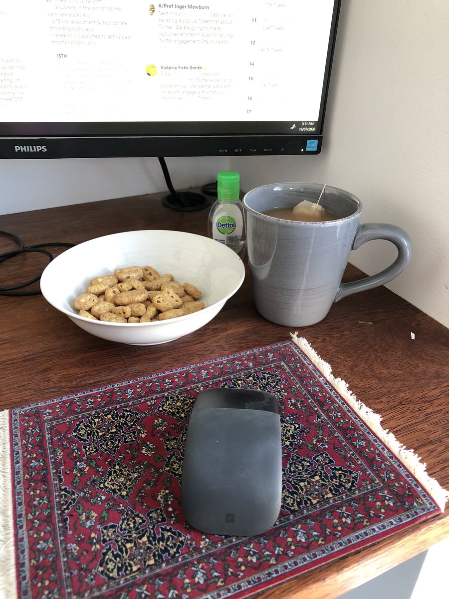 S_arah19's tweet photo. Got all of the essentials ready for this afternoons Tweetchat with #anusome anyone else prefer to eat Nutri-grain dry...? https://t.co/OFjWnMIO99