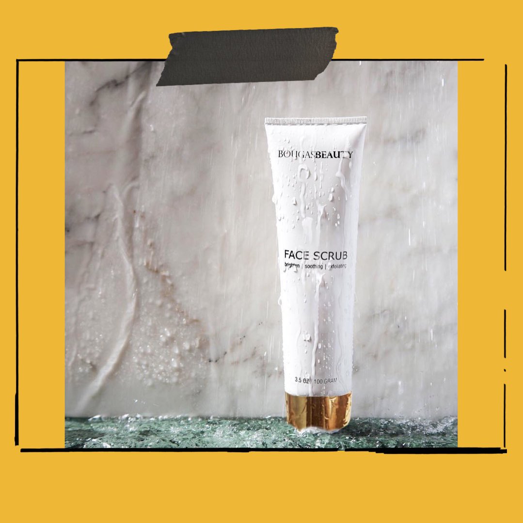 ArinaJamal's tweet photo. Assalamualaikum korang, siapa yang ada masalah kulit? Nak skin sihat &amp; bersih? Glowing &amp; macam macam lagi. I ada skincare yang boleh merawat masalah kulit yang korang hadapi, siapa yang nak tahu lebih lanjut boleh pm I laju laju tau. Cod area bangi/kajang &amp; postage everyday 💋 https://t.co/g8JhBKXOQs